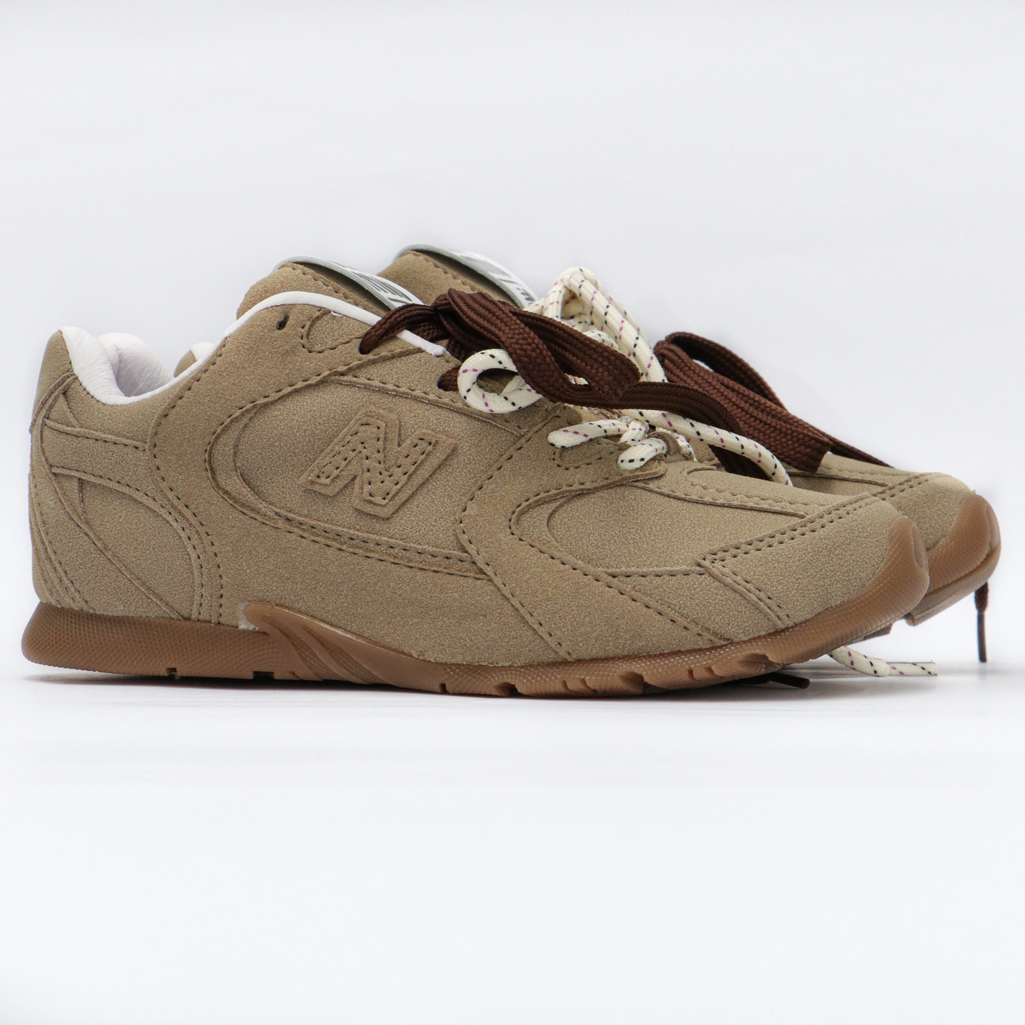 New Balance Miu Miu